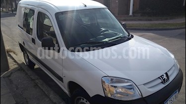 foto Peugeot Partner Furgon 1.4 Confort PCL usado (2017) color Blanco precio $480.000
