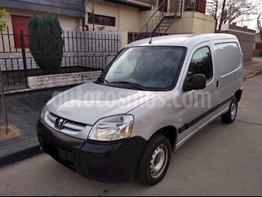 Foto Peugeot Partner Furgon 1.4 GNC usado (2011) color Gris Claro precio $250.000