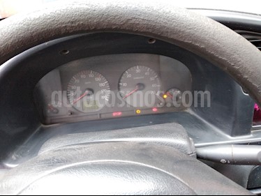 foto Peugeot Partner Furgón 1.4 usado (2004) color Rojo precio $150.000