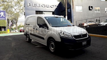 foto Peugeot Partner HDi Maxi usado (2017) color Blanco Banquise precio $196,900
