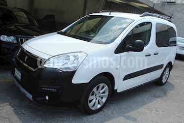 foto Peugeot Partner 5p Outdoor L4/1.6/T Diesel Man 7/Pas usado (2018) color Blanco precio $219,000