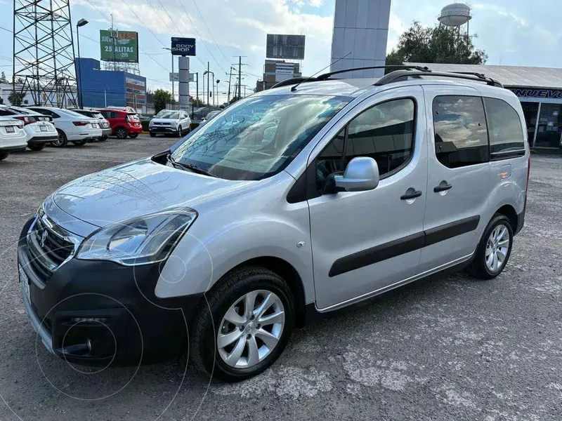 Foto Peugeot Partner HDi 5 Puertas usado (2017) color Gris financiado en mensualidades(enganche $51,296 mensualidades desde $5,596)