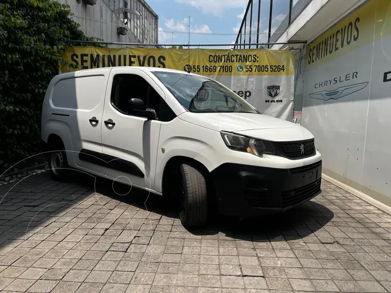 Foto Peugeot Partner Maxi usado (2021) color Blanco financiado en mensualidades(enganche $108,262 mensualidades desde $4,651)