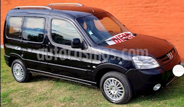 foto Peugeot Partner Patagonia 1.6 HDi VTC Plus usado (2014) color Negro precio $490.000