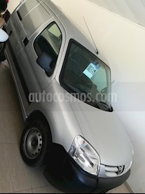 foto Peugeot Partner Patagonia 1.6 HDi VTC Plus usado (2016) color Gris Claro precio $425.000
