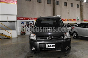 foto Peugeot Partner Patagonia 1.6 VTC Plus usado (2015) color Verde Oscuro precio $545.000