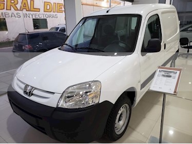 Peugeot Partner Patagonica 1.6 Full usado (2019) color Blanco precio $710.000
