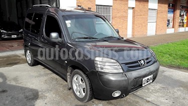 foto Peugeot Partner Patagónica 1.6 VTC Plus usado (2015) color Gris Aluminium precio $425.000