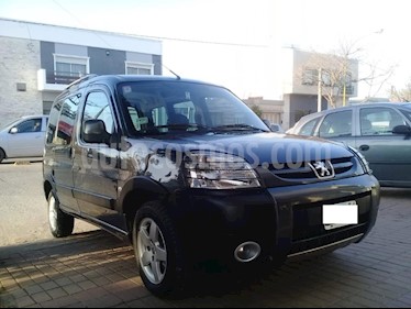 foto Peugeot Partner Patagonica HDi usado (2014) color Gris Oscuro precio $485.000