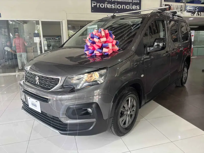 Foto Peugeot Rifter Allure Pack Aut usado (2023) color Gris financiado en mensualidades(enganche $111,724 mensualidades desde $8,547)