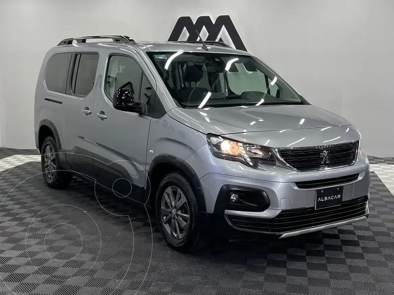Foto Peugeot Rifter Allure Pack HDi usado (2023) color Gris precio $387,999