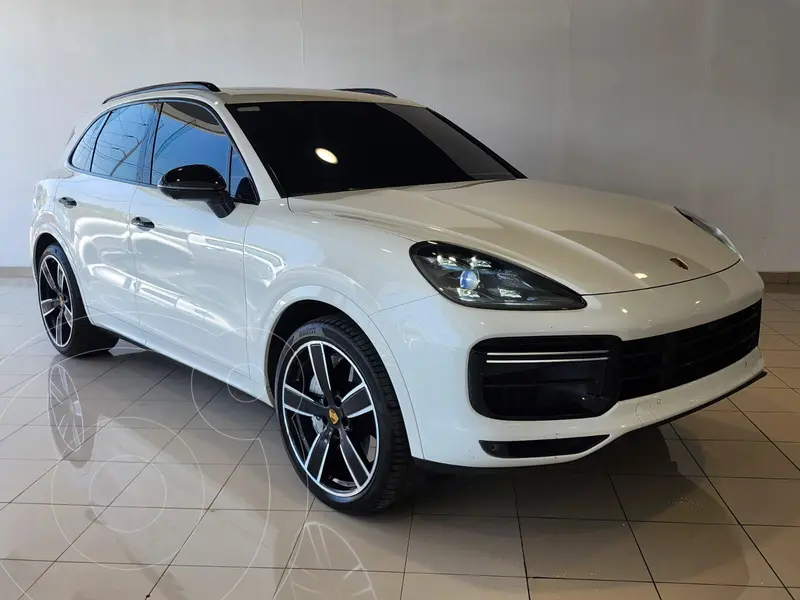 Foto Porsche Cayenne Turbo 4.0L usado (2019) color Blanco financiado en mensualidades(enganche $305,765 mensualidades desde $28,930)