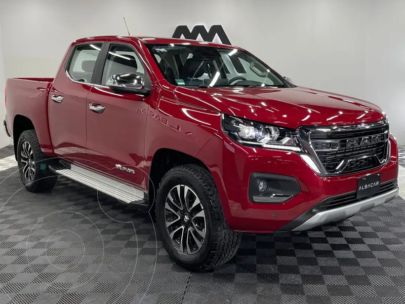 Foto RAM 1200 Laramie Crew Cab usado (2025) color Rojo precio $569,999