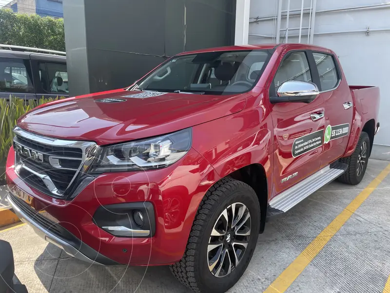 Foto RAM 1200 Laramie Crew Cab usado (2025) color Rojo precio $623,000