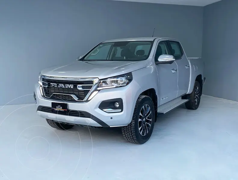 Foto RAM 1200 Laramie Crew Cab usado (2025) color plateado precio $589,000