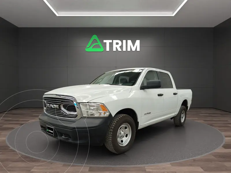 Foto RAM 1500 RHO Crew Cab 4X4 usado (2019) color Blanco precio $259,999