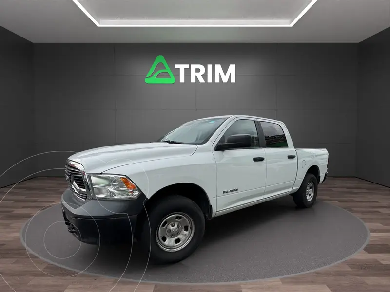 Foto RAM 1500 RHO Crew Cab 4X4 usado (2019) color Blanco precio $307,800