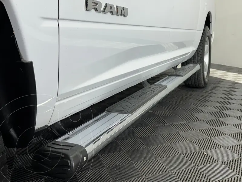 ram 1500-tradesman