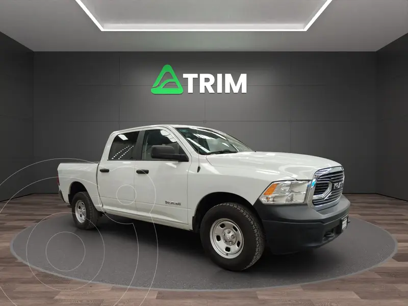 Foto RAM 1500 Tradesman l6 4x4 usado (2020) color Blanco precio $259,999