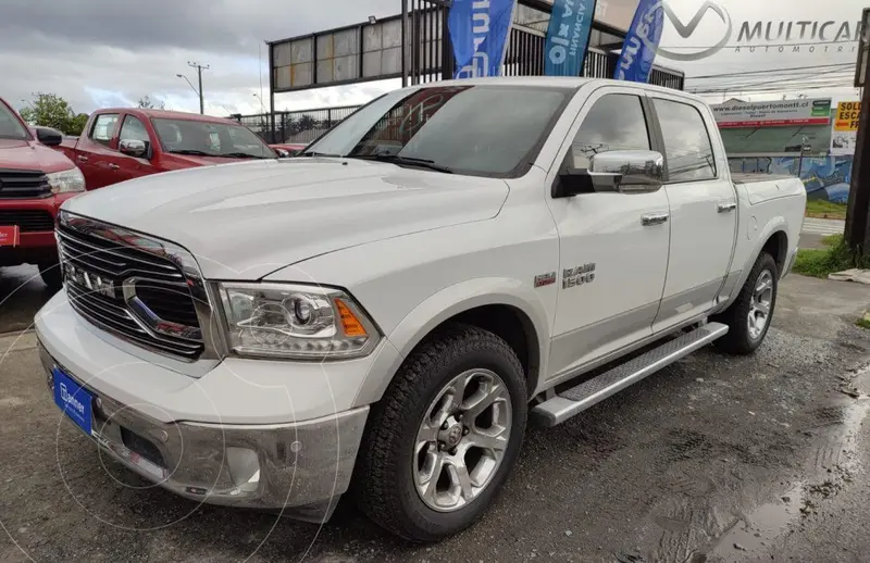 Foto RAM 1500  Lamarie Crew cab 4x4 usado (2019) color Blanco precio $42.500.000