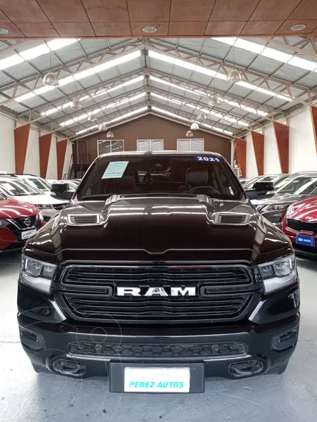 Foto RAM 1500  Lamarie Crew cab 4x4 usado (2021) color Negro precio $46.490.000