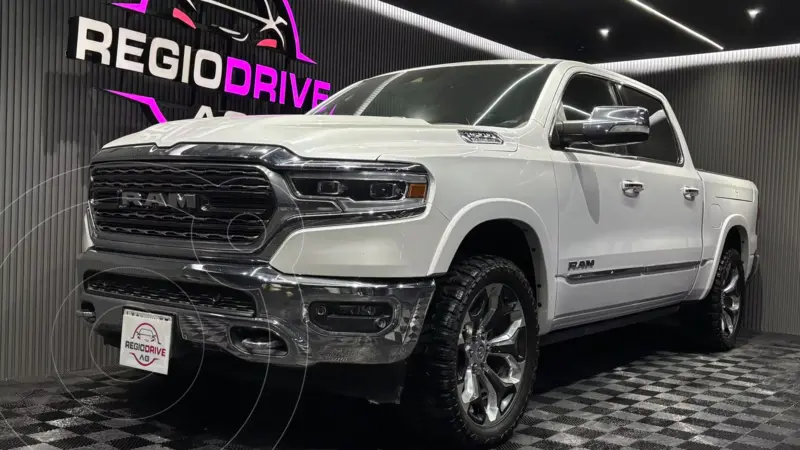 Foto RAM 1500 1500 Limited V8 8 vel 4X4 usado (2019) color Blanco precio $799,900