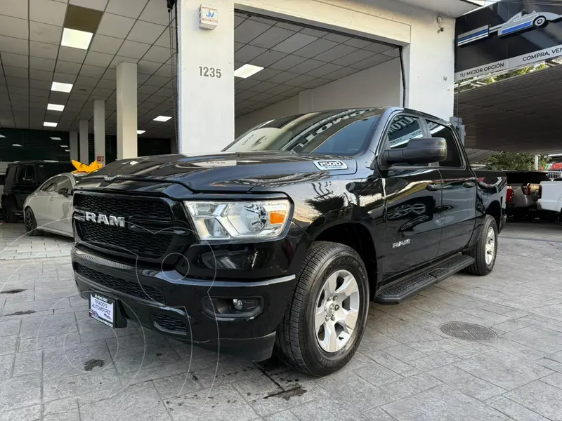Foto RAM 1500 Mild Hybrid Tradesman V6 usado (2022) color Negro financiado en mensualidades(enganche $160,000 mensualidades desde $23,095)