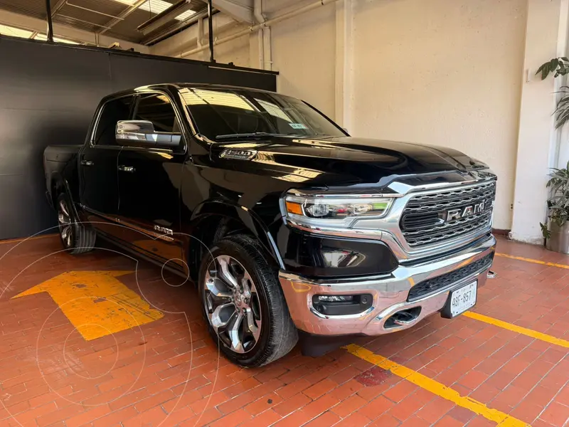 Foto RAM 1500 Mild Hybrid Limited 4x4 usado (2022) color Negro precio $1,089,000