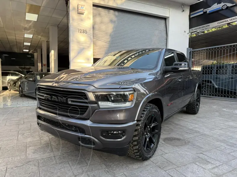 Foto RAM 1500 Mild Hybrid Laramie Sport 4x4 usado (2022) color Gris precio $835,000