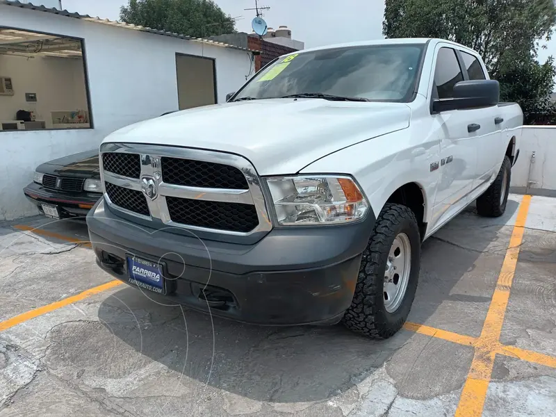 Foto RAM 2500 SLT 2500 Crew Cab Trabajo 5.7L Aut 6 vel 4x4 usado (2018) color Blanco precio $515,000