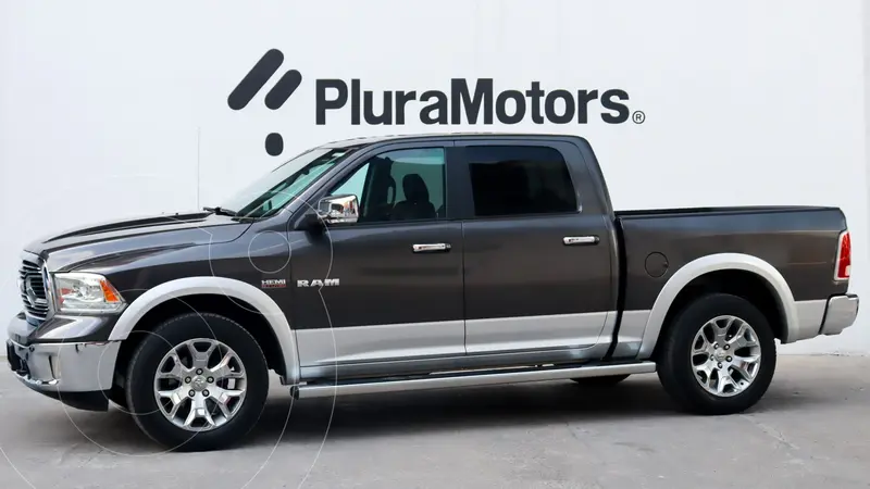 Foto RAM 2500 Crew  Cab Laramie V8 4x4 usado (2019) color Granito precio $549,000