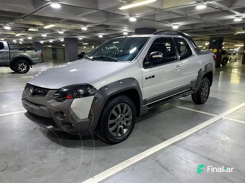 Foto RAM 700 Club Cab Adventure usado (2020) color plateado precio $265,000