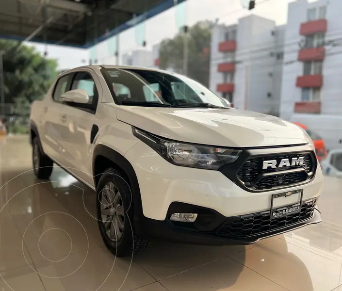 Foto RAM 700 Bighorn Crew Cab usado (2021) color Blanco precio $289,000