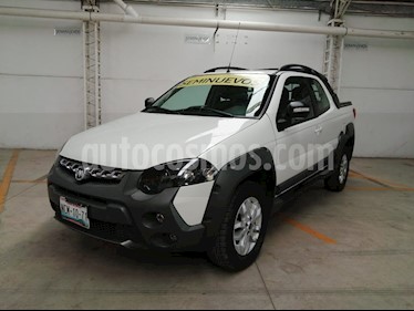 foto RAM 700 Club Cab usado (2017) color Blanco precio $216,700