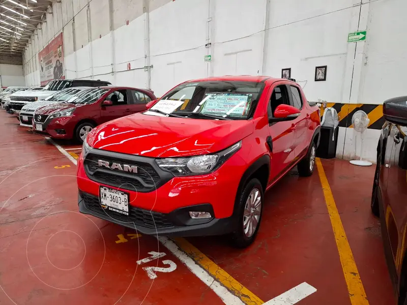 Foto RAM 700 SLT Regular Cab usado (2023) color Rojo financiado en mensualidades(enganche $111,000 mensualidades desde $8,000)