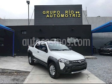 foto RAM 700 Club Cab usado (2016) color Blanco precio $195,000