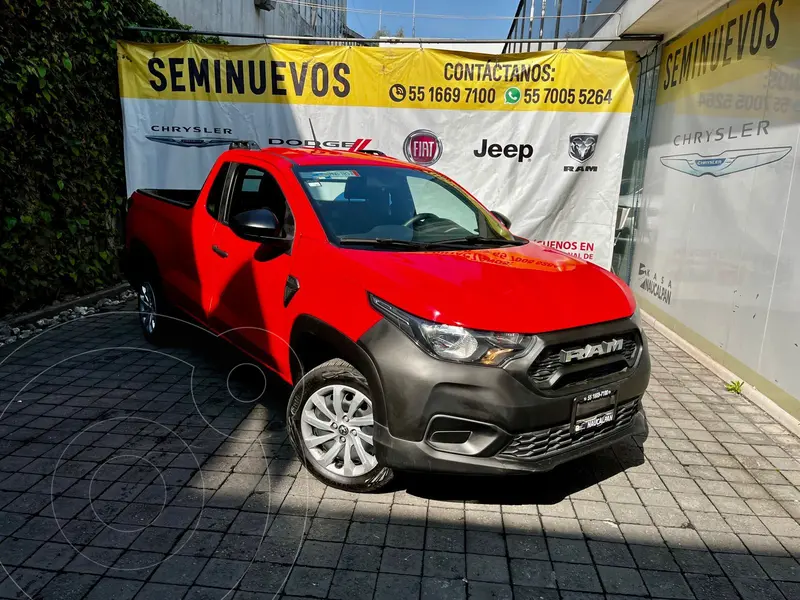 Foto RAM 700 SLT Regular Cab usado (2023) color Rojo precio $285,000