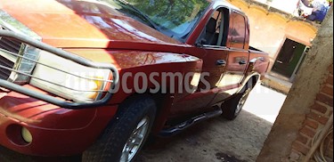 RAM Dakota 3.7L SLT 4x2 Club Cab usado (2007) color Rojo precio $110,000