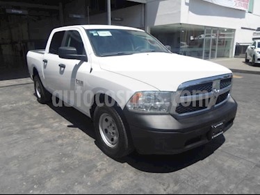foto RAM RAM 4p SLT Crew Cab V6/3.6 Aut 4X2 Trabajo usado (2017) color Blanco precio $390,000