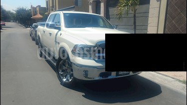 RAM RAM Laramie Crew Cab 5.7L 4x4 Air Suspension usado (2017) color Blanco precio $599,000