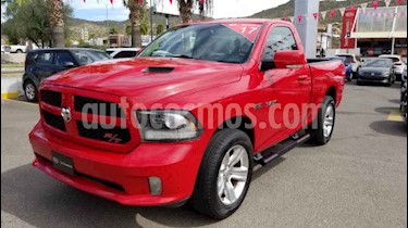 foto RAM RAM R/T Regular Cab 2500 5.7L 4x4 usado (2017) color Rojo precio $450,000