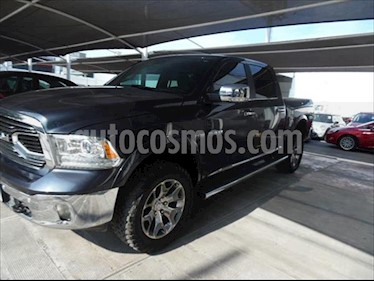 foto RAM RAM Laramie Aut 5.7L 4x4 usado (2017) color Gris precio $604,900