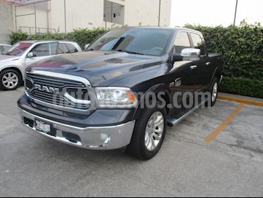 Foto RAM RAM 4p Crew Longhorn Laramie V8/5.7 Aut 4x4 usado (2017) color Azul Marino precio $635,000