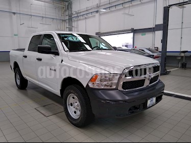 foto RAM RAM SLT 1500 Crew Cab Trabajo 3.6L Aut 8 vel 4x2 usado (2017) color Blanco precio $385,000