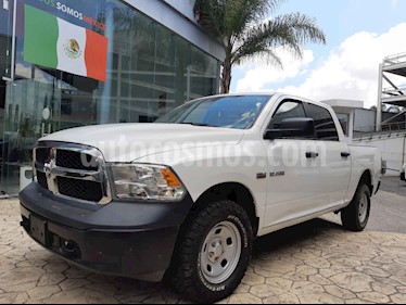 RAM RAM SLT 2500 Crew Cab Trabajo 5.7L Aut 6 vel 4x4 usado (2016) color Blanco precio $298,000