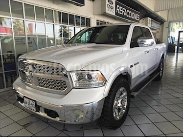 RAM RAM Laramie Aut 5.7L 4x4 usado (2016) color Blanco precio $530,000