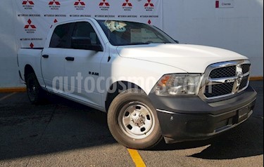Foto venta Auto usado RAM RAM SLT 1500 Crew Cab Trabajo 3.6L Aut 8 vel 4x2 (2016) color Blanco precio $360,000