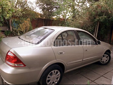 foto Renault-Samsung SM3 PE Entry 1.6L usado (2010) color Bronce precio $3.250.000