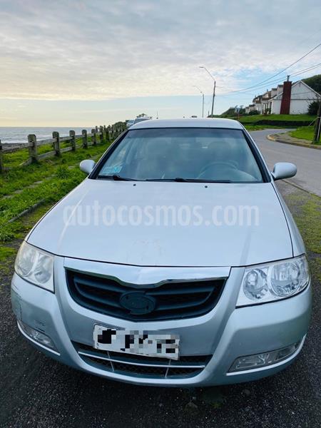 foto Renault-Samsung SM3 SE 1.6L usado (2014) color Gris Plata precio $4.000.000