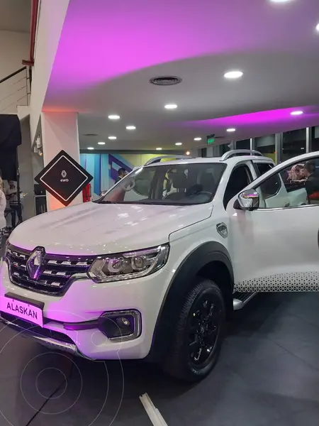 Foto Renault Alaskan Outsider nuevo color Blanco Glaciar financiado en cuotas(anticipo $11.465.000)